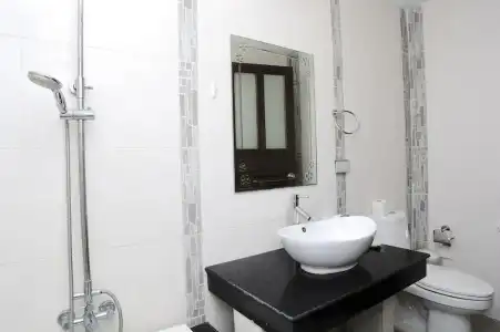 Whispering Palms Suite - 29