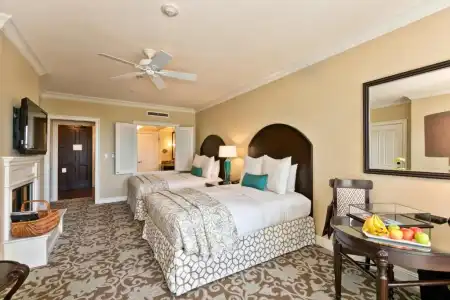 Beach Village at The Del, LXRs & Resorts - 160