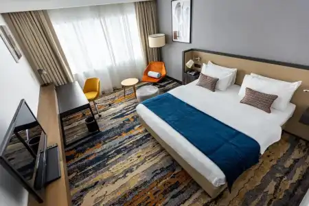 Crowne Plaza, an IHG - 47