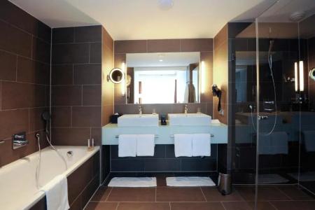 ATLANTIC Grand Bremen - 39