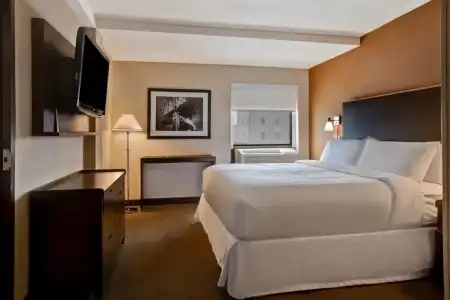 Four Points By Sheraton Peoria - 74