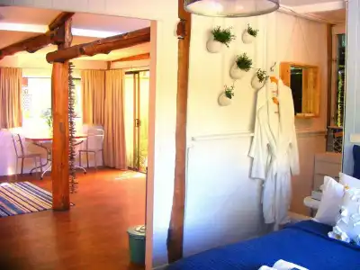 The Garden Burees - 16