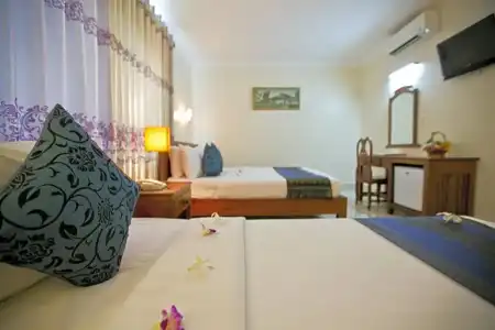 Gloria Angkor - 25