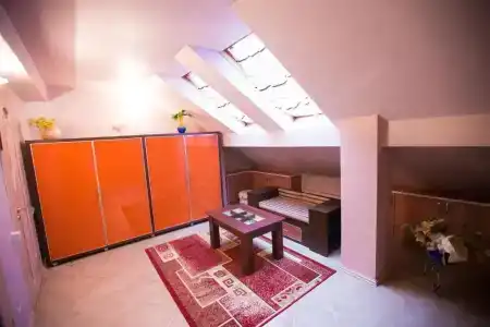 Home Sweet Home - 9