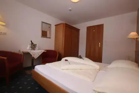 Waldhof - 16