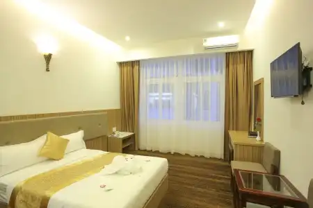 Red Palace - 3