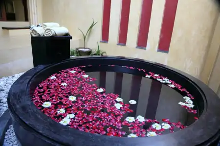Mai Samui Beach Resort & Spa - 9