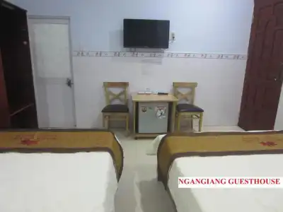 Ngan Giang Guest House - 19