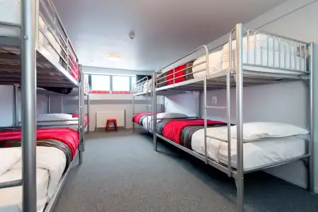 Urbanz - Hostel - 40