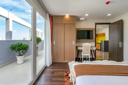 Emerald Central - 184