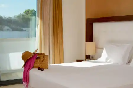 Vittoria Resort Pool & Spa - 2