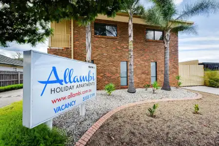 Allambi Holiday Apartments - 0