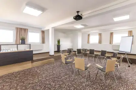 Park Inn by Radisson Goettingen - 14