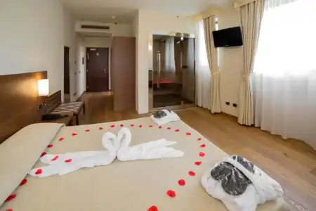 Lovere Resort & Spa - 4