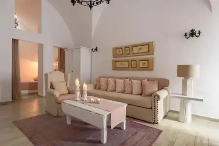 Senses Suites - 100