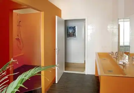 Gay Youth Hostel - 3