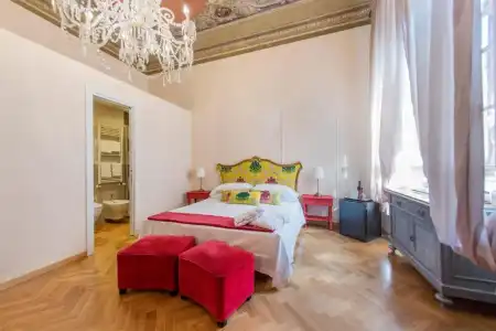 N4U Guest House - 60