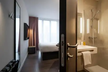 B&B Antwerpen Centrum - 55