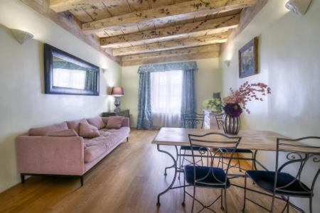 Black Star Suites - 39