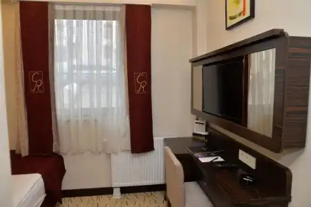 Golden Siyav - 31