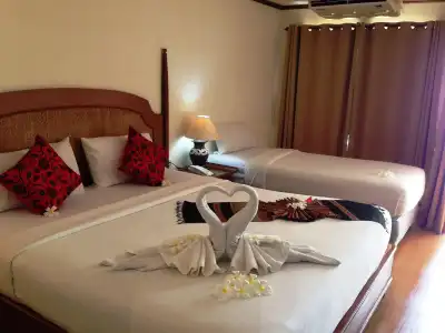 Phuphaya Resort Pattaya - 3