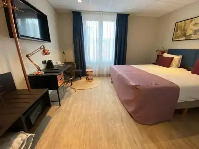 Best Western Dam Square Inn - 33
