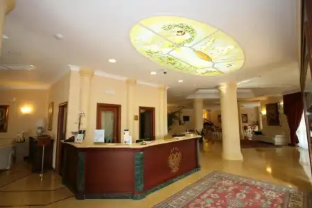 Federico II Palace - 1