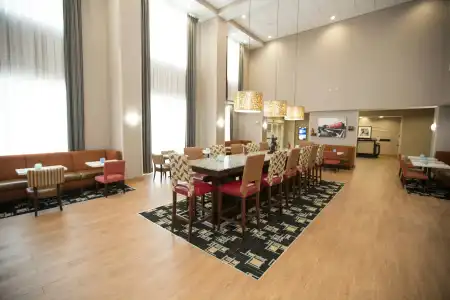 Hampton Inn & Suites Oklahoma City Airport - 29