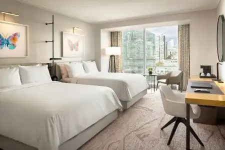 JW Marriott Parq - 40