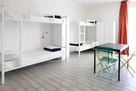 Meet Gardalake Hostel - 89