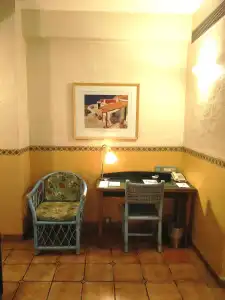 The Gordon House - 13