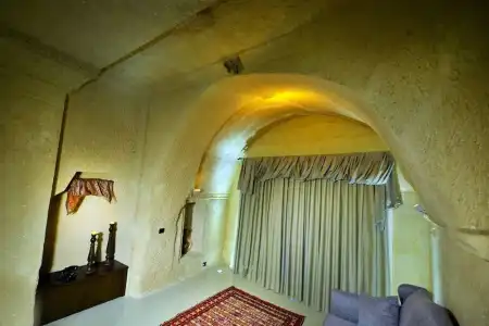 Sunak Cave - 114
