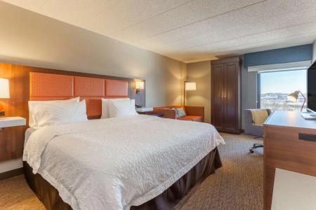 Hampton Inn Madison-East Towne Mall Area - 32