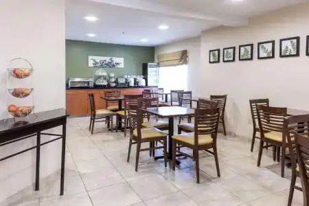 Sky Harbor Airport Inn - 21