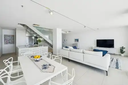 ULTIQA Air On Broadbeach - 393