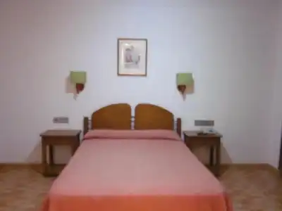 Elena María - 23