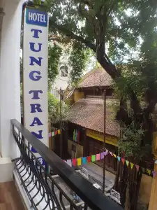 Tung Trang - 33