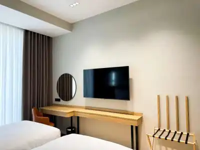 Ramada Plaza by Wyndham - 65