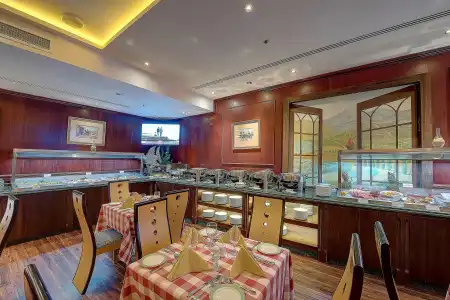 Golden Tulip Deira - 35