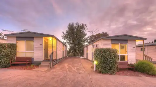 Airport Tourist Village Melbourne - 85