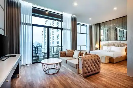 Grand Sala Thai - 3