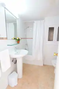 Hostal Los Pinos - 43