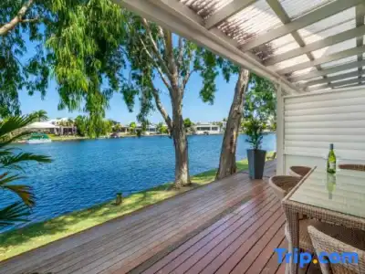 Noosa Entrance Waterfront Resort - 288