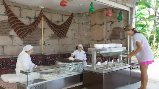 Royal Alhambra Palace – All Inclusive - 22