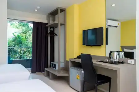 Zircon - 85