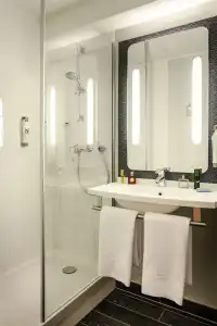 ibis Geneve Centre Lac - 7
