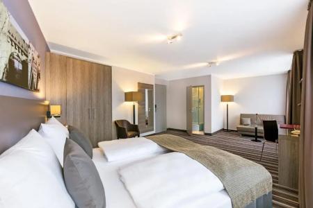 Leonardo Nürnberg - 45