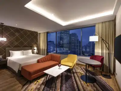 Mercure Bangkok Sukhumvit 24 - 54