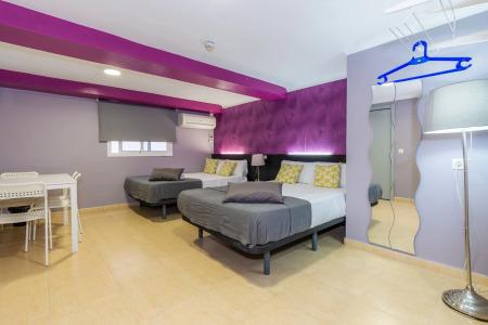 Sun & Moon Hostel - 2