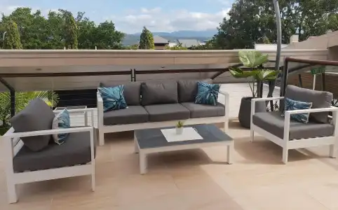 Saltwater Luxury Apartments - 4
